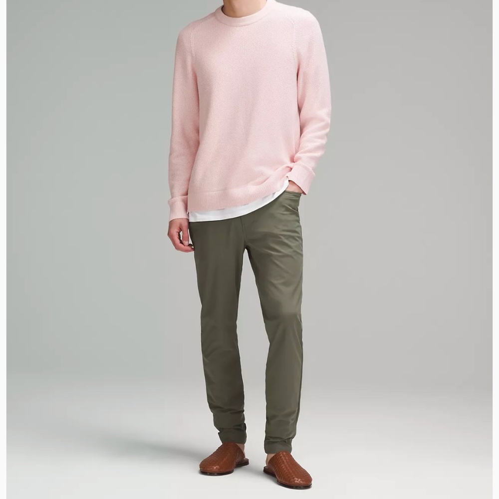 Lululemon Men’s Skinny Fit Commission Pant